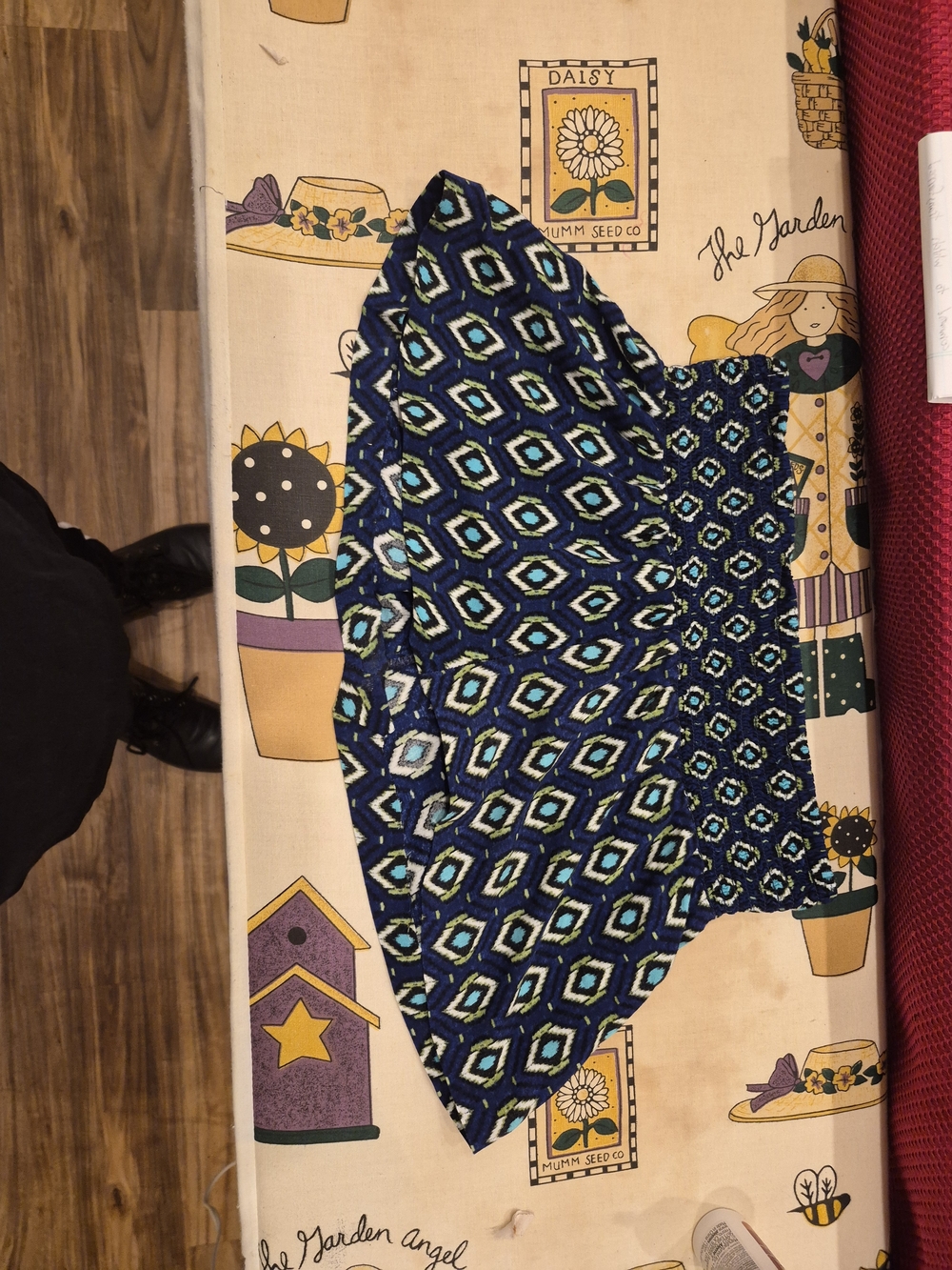 Geometric Blue Patterned Mini Skirt